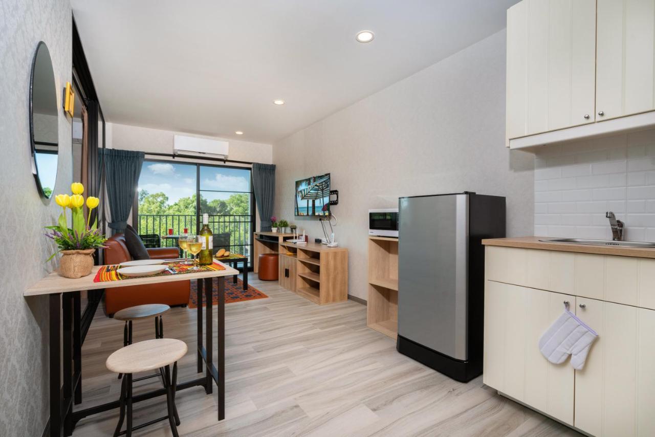 The Apartment At The Title Residencies Naiyang Beach Phuket Buitenkant foto