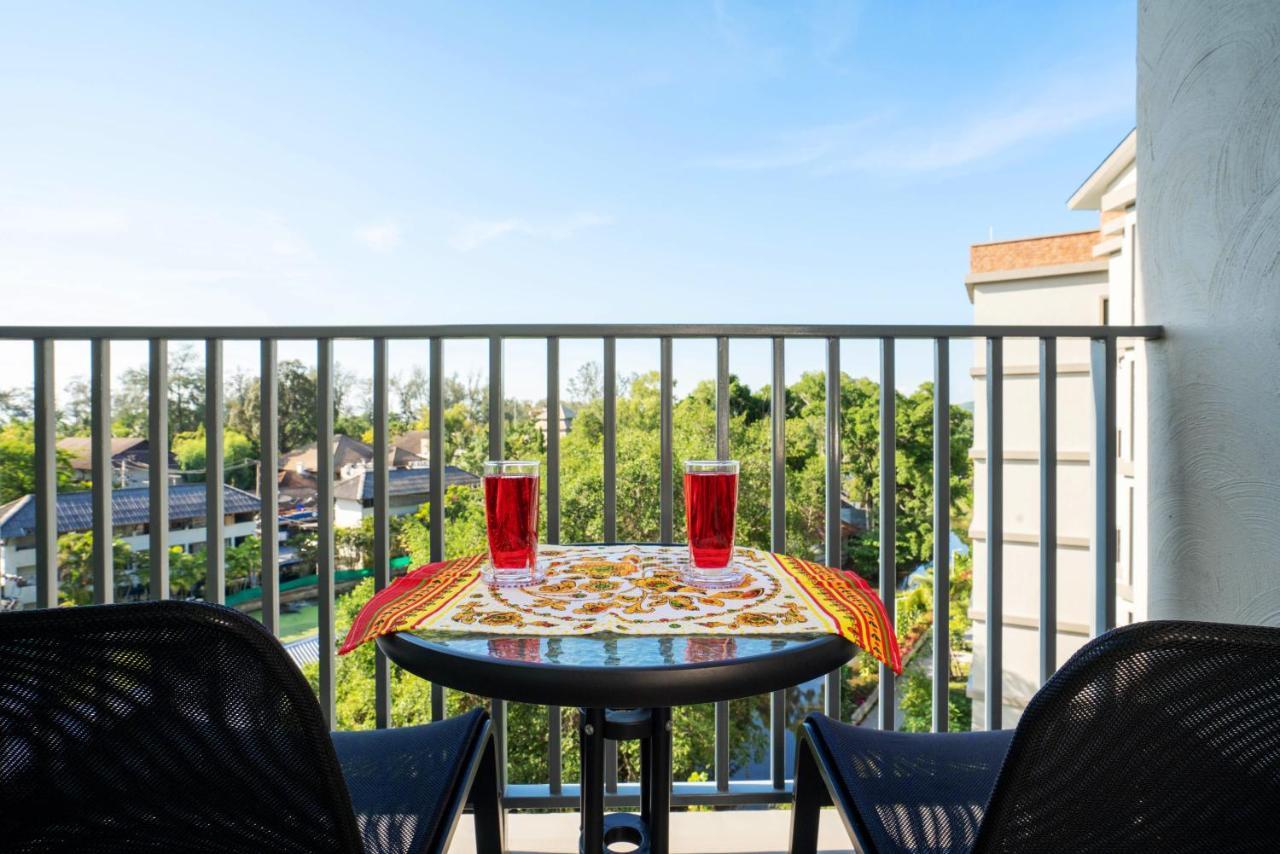 The Apartment At The Title Residencies Naiyang Beach Phuket Buitenkant foto